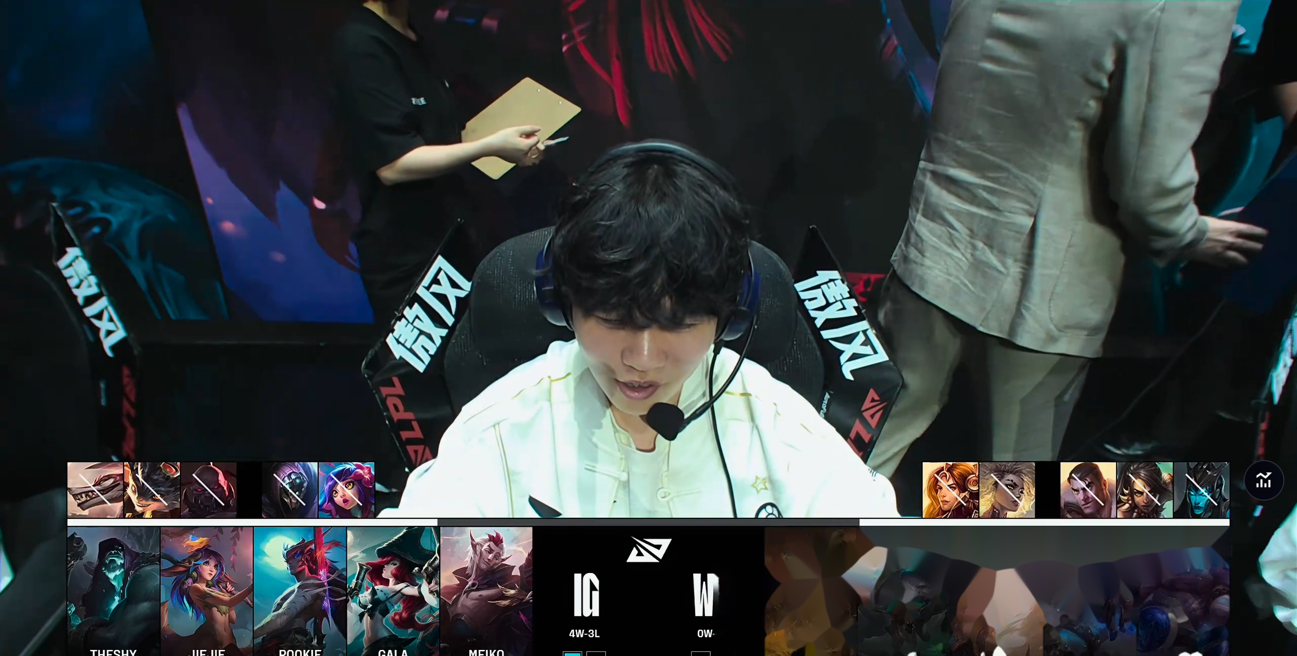 EG鏖战IG，Canyon操刀奇招英雄翻盘峡谷大战八强赛，让粉丝疯狂欢呼