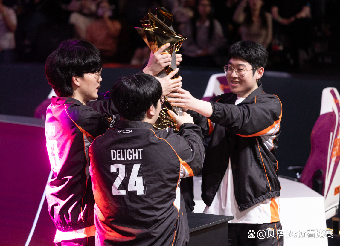 HLE翻盘DRX，ShowMaker拿下关键大龙焦点之战小组赛，让粉丝疯狂欢呼