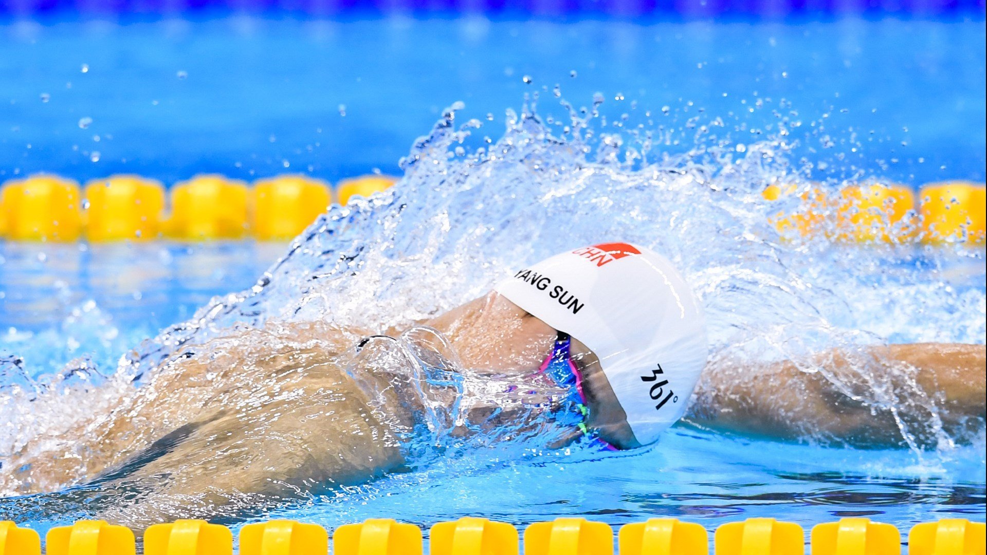 暴雨之夜,韩国球队用窒息防守让马德里竞技哑火,凯塞多一战封神!