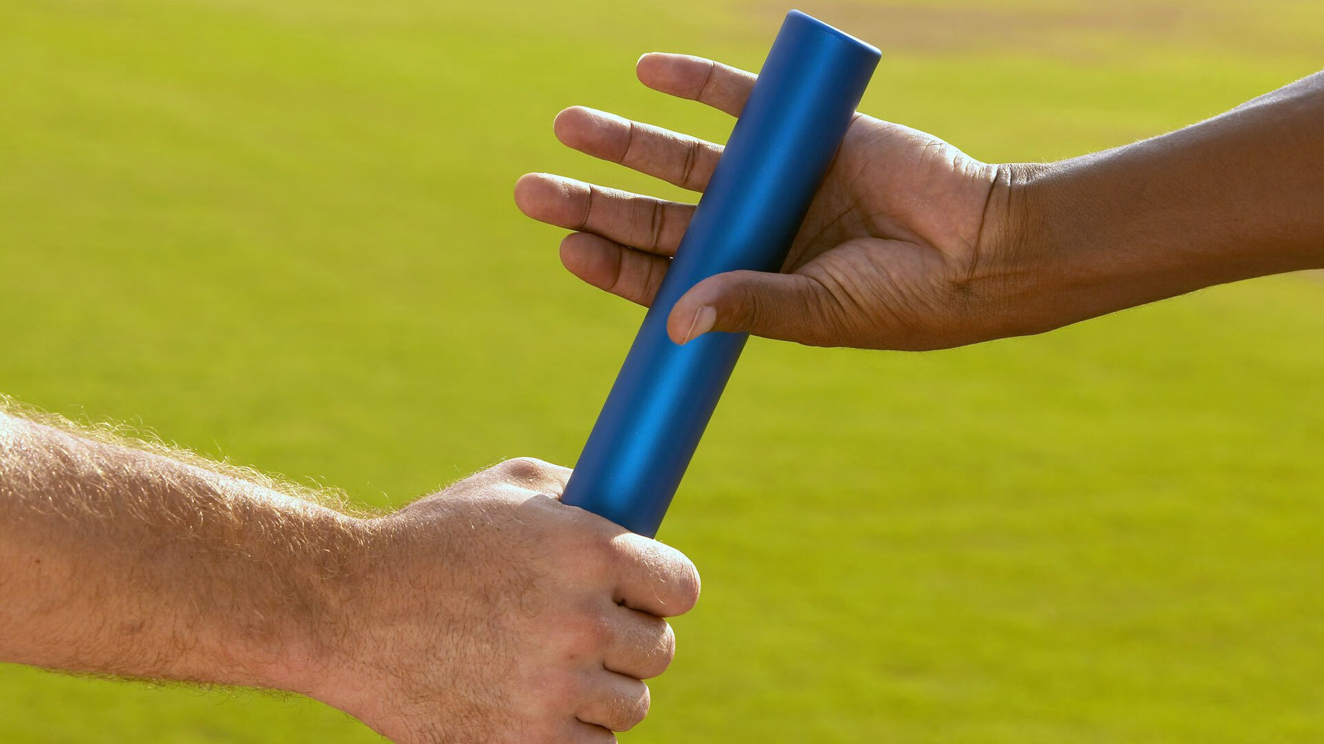 从漫漫长夜到星辰宇宙,奥运关键夜,克莱·汤普森用攻防统治宣告我仍是答案