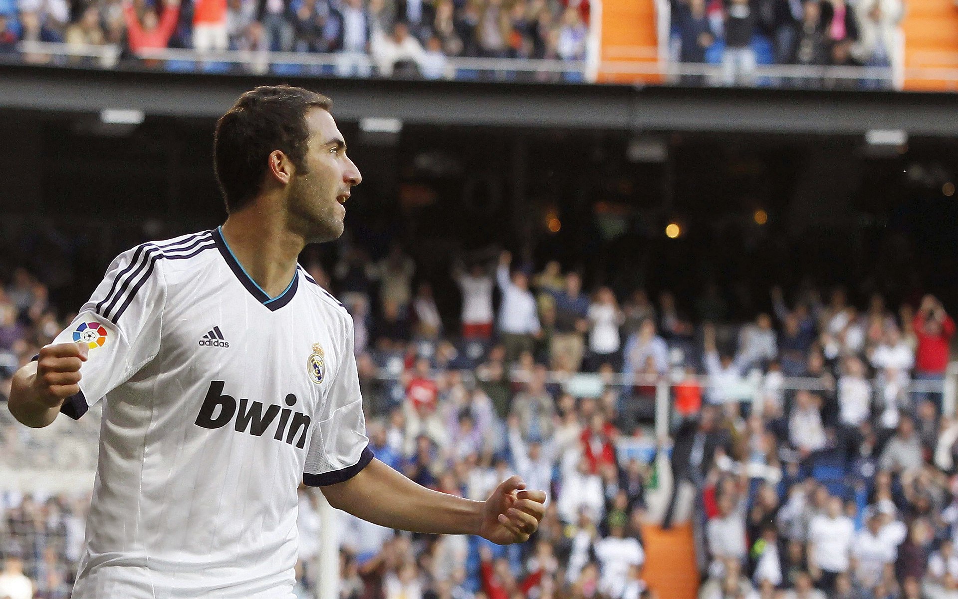 当篮球巨星降临绿茵场,英格拉姆的世界杯奇幻夜